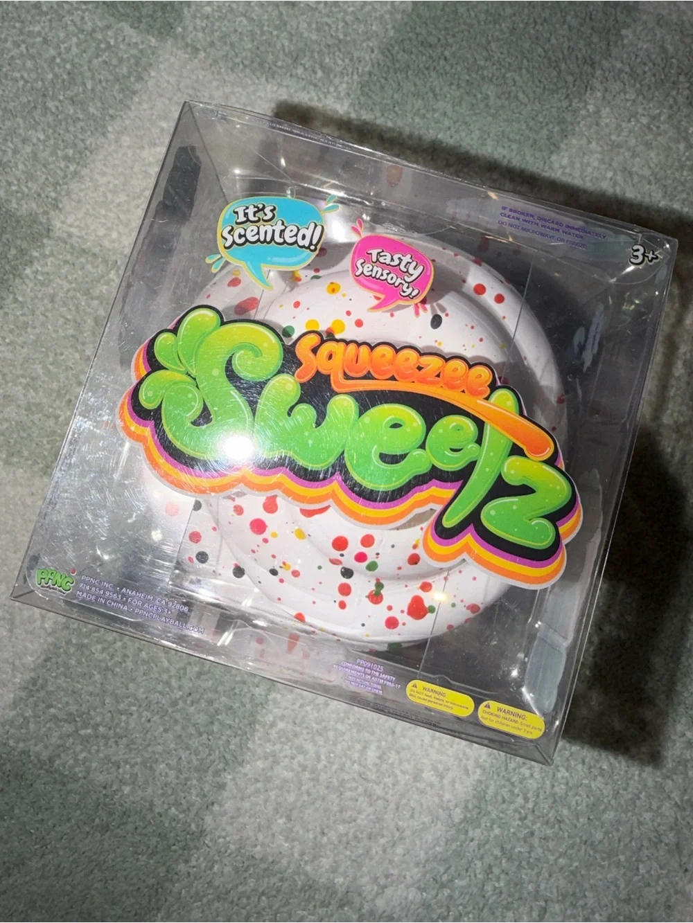 Squeeze sweets cupcake